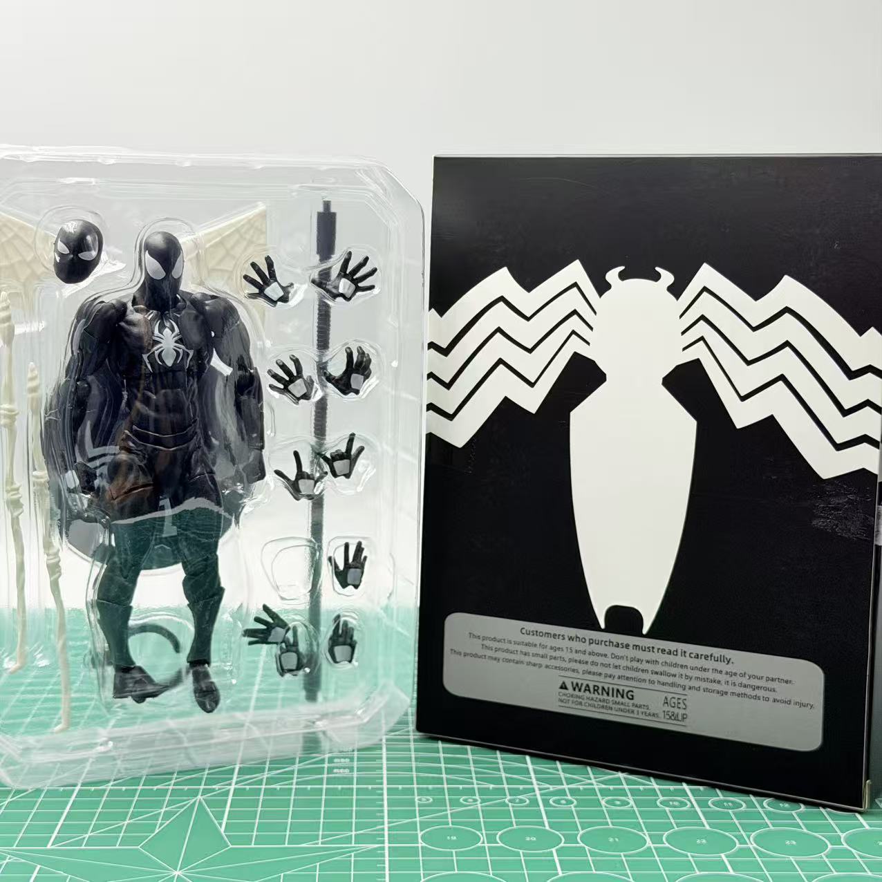 Bandai Symbiote Spider-Man Bla - Good Smile Company Figma recension och pris