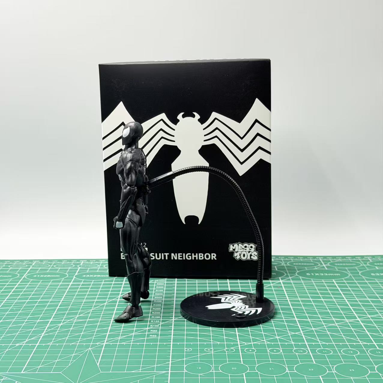 Bandai Symbiote Spider-Man Bla - Good Smile Company Figma recension och pris
